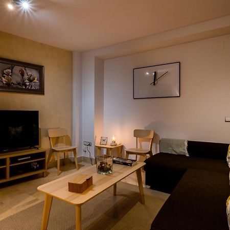 Azofaifo Donkey Apartment Seville Ngoại thất bức ảnh